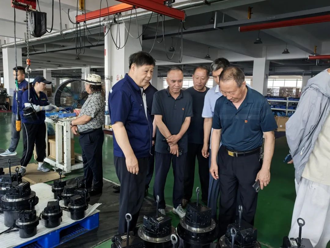 1751417235466386.jpg 舉辦慶祝中國(guó)共產(chǎn)黨成立104周年主題黨日活動(dòng)5.jpg